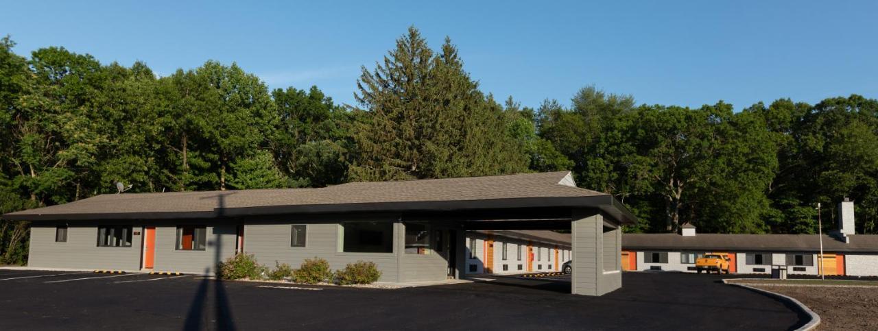 4411 Inn & Suites Michigan City Exteriér fotografie